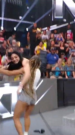 Never let your guard down, Kelani😅 #WWENXT