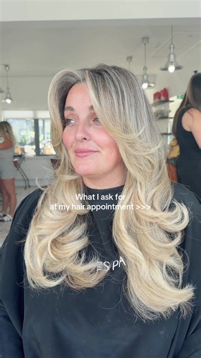 Save this for your next hair appointment 📌 Colour- Bright around the face Soft on parting so doesn’t grow out harsh but keep it bright internally Creamy gold tone Cut- Cut 1.5in off length Layers throughout for movement & weight Layers around the face