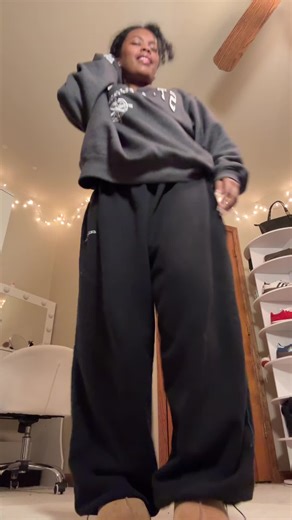 GO Dc: @HOOK | go go dancing