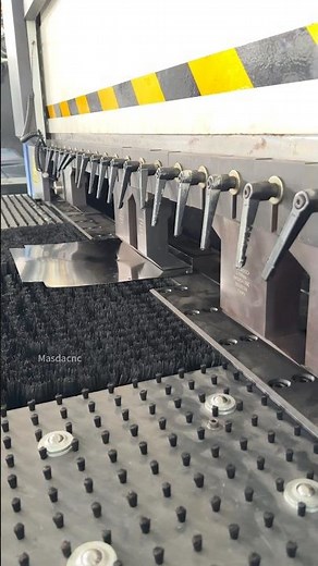 Bending machine: fully automatic positioning +intelligent programming #bendingmachine #panelbender