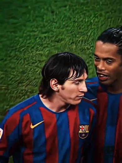 Ronaldinho Started the Magic… Then Messi Did This 😳