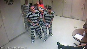 Incredible moment prisoners in US break free to save guard