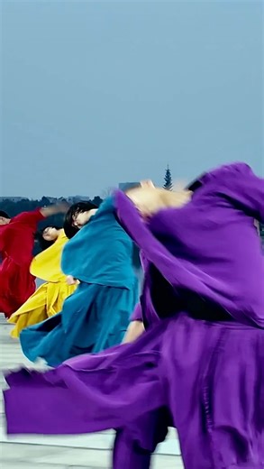 TAO on Instagram: "The opening performance of the Chengdu Biennale, the special edition of “14,”has concluded successfully! Invited by the Chengdu Biennale, the dancers of TAO Dance Theater 1 delivered a soul-stirring special edition of “14” tonight at the lakeside stage of Tianfu Art Park. Without elaborate stage designs, the body itself became the most profound landscape—like the wind, like water, like trees growing slowly. At the moment when the dancers’movements overlapped with the distant c