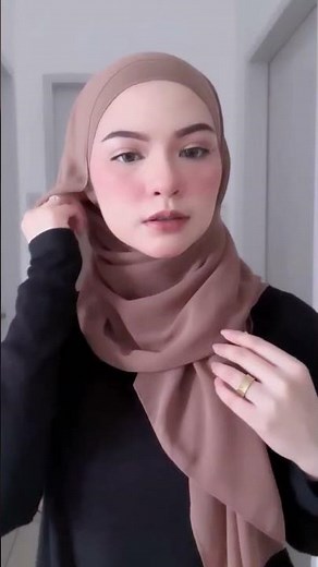 Tutorial Tudung Shawl Ringkas Untuk Pagi Hari, 1 Minit Dah Siap! #hijabfashion