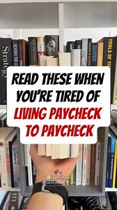 Read These When You’re Tired of Living Paycheck to Paycheck 1. Rich Dad Poor Dad – Robert Kiyosaki This book flips everything you thought you knew about money. Kiyosaki shares the lessons he learned from his “rich dad” vs. his “poor dad,” especially about how the rich make money work for them. It teaches you to think like an investor, not just a worker. 2. Your Money or Your Life – Vicki Robin More than just budgeting. This book asks you to look at money differently. It helps you figure out how 