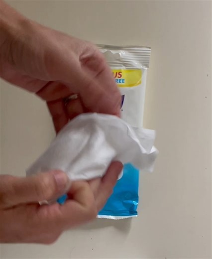 Watch Honest review of the Purell Hand Sanitizing Wipes on Amazon Live