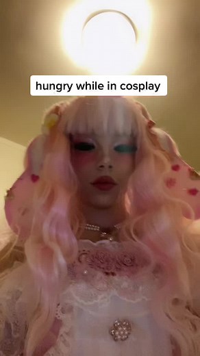 Cosplay Cooking: Crispy Scallops and Garlic Asparagus