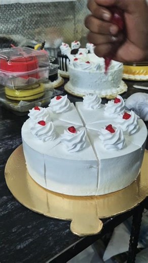 vanilla pastry 🎂 / how to make easy cake at home #shorts #pastry #vanilapastry #reels #trending
