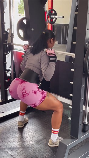 Desafie seus limites🍑 #fitnesstiktok #foryoupage #gym | fitness