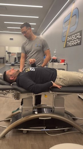 “What will we do in our evaluation?” All evaluations may look different depending on the acuity of injury, history of surgery, affected body region, and/or specific diagnosis (Ex: concussion vs musculoskeletal domain), but there are commonalities between all of them. Keeping evaluations simple and objective are key pillars in my approach. It may not look flashy, but it sets up the ability to form a high quality rehab program that gets results without gimmicks. Take a look at my evaluation with @