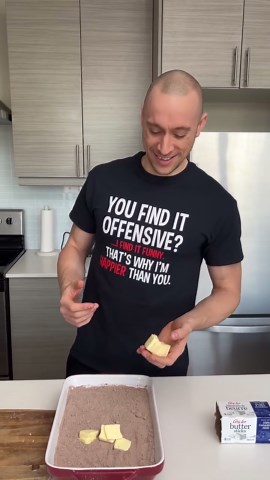 Easy one-pan cake | The easiest dessert you’ll ever make