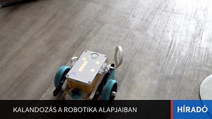 1.4K views | Kalandozás a robotika alapjaiban – Szegedi Híradó 2025. július 30. Robot bunyó, sárkányok földje, ökológiai katasztrófa. Többféle téma mentén ismerkedhetnek meg a gyerekek a robotika világával a Somogyi-könyvtárban, ahol két héten át táboroztatják a fiatalokat. A legóból épített szerkezetek segítségével a programozás alapjait sajátíthatják el a diákok. | Szeged Televízió | Facebook