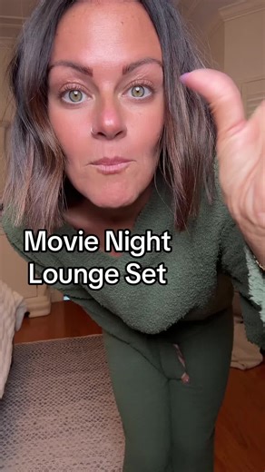 Comfy 2-Piece Lounge Set for Movie Nights