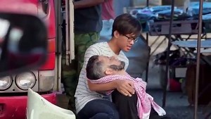 69K views · 1.2K reactions | Apa yang terjadi pada abang terlajak laris bila menjadi pengemis dan di hina. Kalau nak tahu anda wajib menonton Oh Abang Kosmetik Isnin 9.30 mlm di Astro Ria 104, Astro Ria Hd 123. Oh Abang Kosmetik telah mencatat view sehingga 1 juta penonton!!!! #ohabangkosmetik | Aliff Syukri Terlajak Laris | Facebook