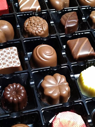 バレンタインの経済学：需要と供給の不思議