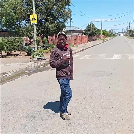 kgomo e teng ka tenteng ya teng - bantsebile selemo sefitileng trend