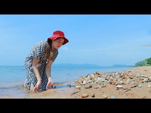 I found tiny clam on shore and bring it for special salad | Tiny clam found | Eating tiny clam