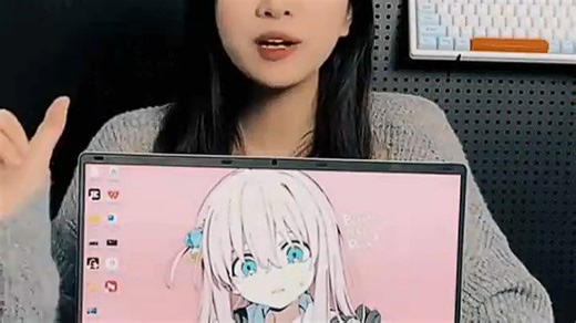 新款F笔记本G配备独立显卡，畅享高清大屏电竞体验，轻薄便携适合办公设计，AI性能提升效率，日常娱乐工作两不误。