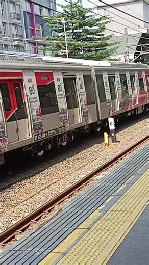 KRL Kereta Api Indonesia KAI #keretaapi #keretaapiindonesia #kai #kereta #fyp #fypシ #fypシ゚viral