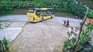 3.3M views · 10K reactions | Đang nghịch tý giật cả mình | Vi Việt Cường | Facebook