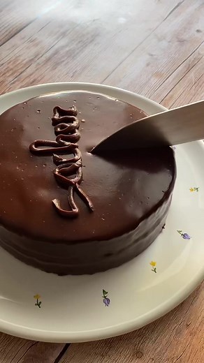 Decadent Sacher Torte Recipe and Mini Version | Perte and Eva Marmella