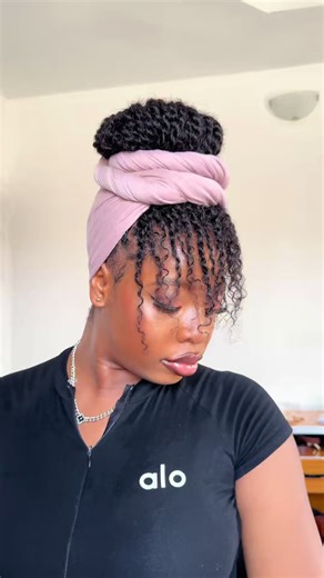 Quick & Easy Scarf Hairstyle Tutorial