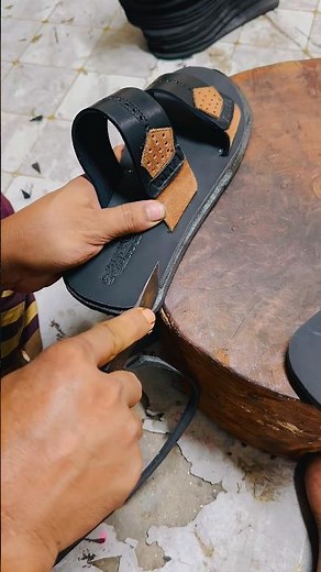 Two-tone leather shoes are handmade #shoe #shoes #making #craft