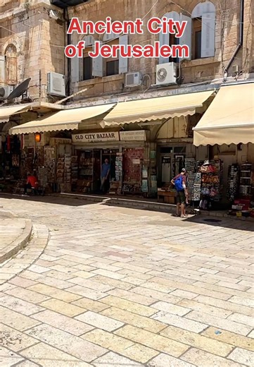 Explore Jerusalem: Attractions and Dining Guide