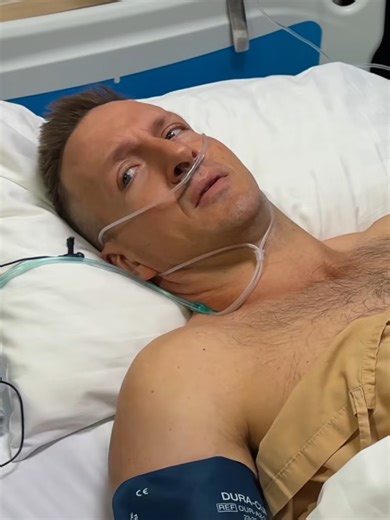 Emergency Surgery in a Military-Run Country!! #besteverfoodreviewshow #foodie #challenge #streetfood #seafood