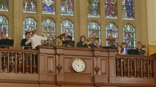 What's one of the best things about graduation ceremonies at the University of Birmingham? The live music 🎶 University Music & Concerts at University of Birmingham are amazing and make graduations feel incredibly special! 🎓📷 Let us know if you were there! | University of Birmingham