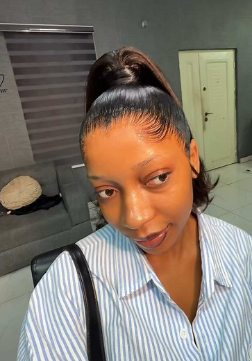 A new hairdo and a clear skin 😉😍 ✨ #celynukam #hairstyle | Ponytail