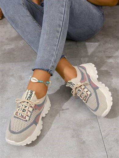 Zapatillas casuales de mujer para otoño/invierno, zapatillas deportivas de plataforma de moda de color rosa, livianas y cómodas, de corte bajo, transpirables, para caminar, correr, senderismo, con suela antideslizante y cordones con letras | SHEIN