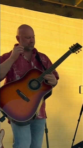 When Great Playing Meets a Great Guitar | Zager