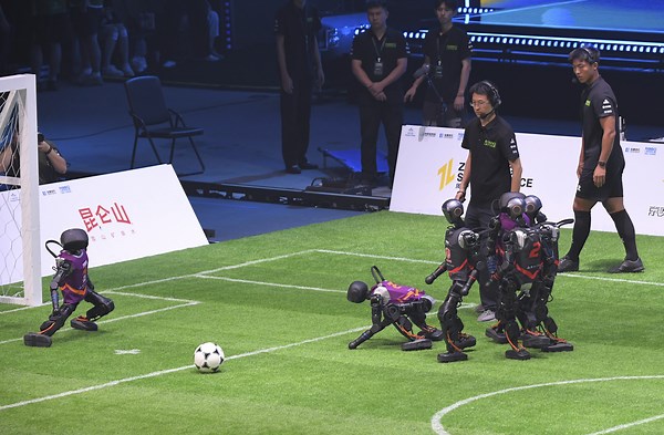 Robot Collapses During This Soccer Game