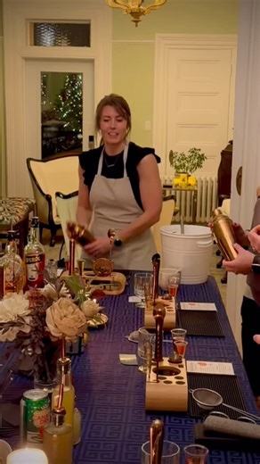 She’s got style. She’s got flair. She can shake like she just doesn’t care. ✨ This Friday at the Postmaster’s House, we’re turning up the charm with our Sip & Stay Cocktail Class — an intimate, hands-on evening of shaking, stirring, laughing, and sipping something fabulous. Learn the moves. Master the pour. Channel your inner cocktail queen. And if you really want to make a night of it? Stay over in one of our cozy heritage suites and wake up to a beautiful breakfast the next morning. Because wh