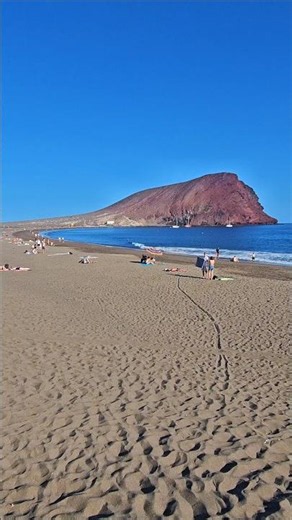Playa de La Tejita & Montaña Roja, Tenerife 🇪🇸🌋 | Beach Walk
