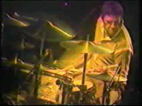 BUDDY RICH INSANE DRUM SOLO IT DOESN'T GET ANY BETTER THAN THIS!!