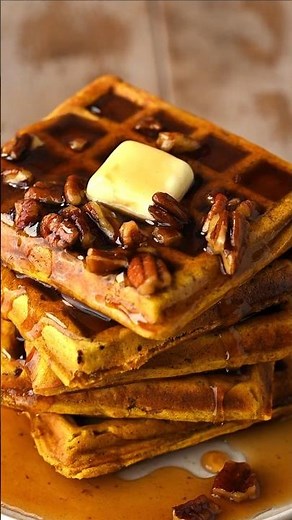 Pumpkin Spice Waffles | Easy Fall Breakfast Recipe