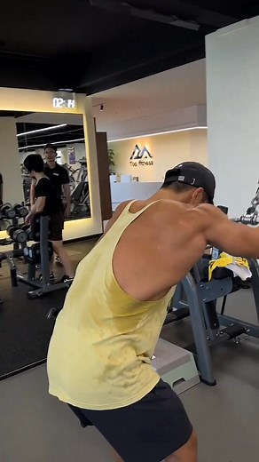 today's back muscle training | gym motivation