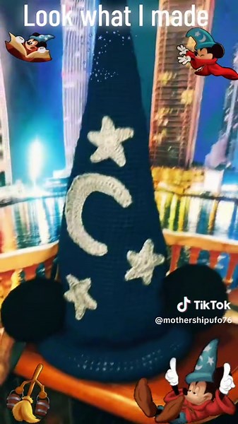 Crochet Mickey Mouse Wizard Hat Creation