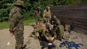 Ukrainische Soldaten lernen im Raum Ulm Erste Hilfe für die Front
