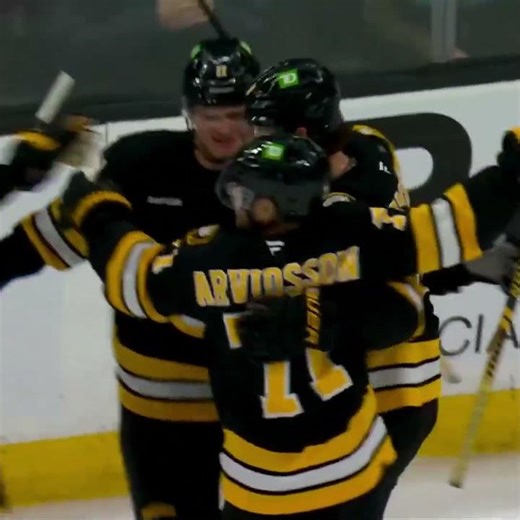 Pavel Zacha snipes top corner for number #23 vs Jets