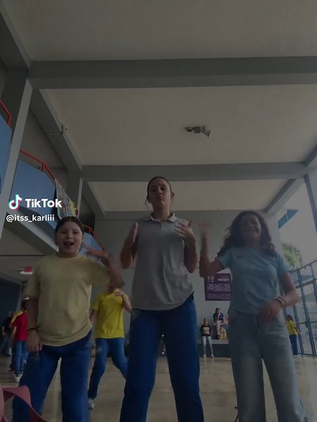 Videos de 🐆. (@itss_karliii) con “BOAT - Trim”