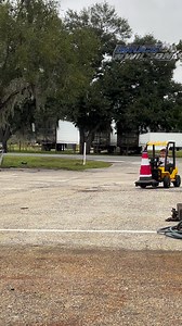 17K views · 153 reactions | The Proper Way To Unload藍 #trucks #trucking #trucker #truckdriver #peterbilt #international #kenworth #semi #largecarmafia #dodge #diesel #dieseltrucks #dieselpower #dieselmechanic #righttracksystem #livetheshow #dynaflexusa #stance #power #speed #trending #viral | Bruce Wilson | Facebook