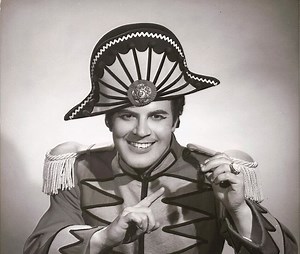 El célebre tenor Luigi Alva fallece a los 98 años