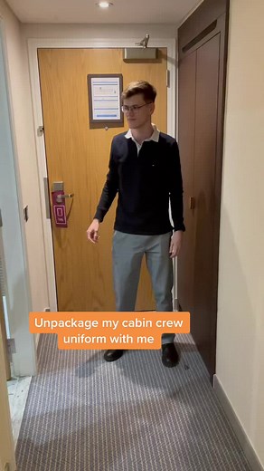 Join Our Team with EasyJet: Cabin Crew Uniforms and Recycling