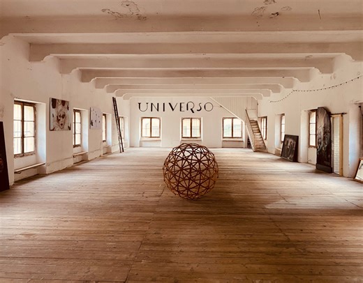 Indipendenza concettuale, dipendenze creative: Universo Factory a Vittorio Veneto