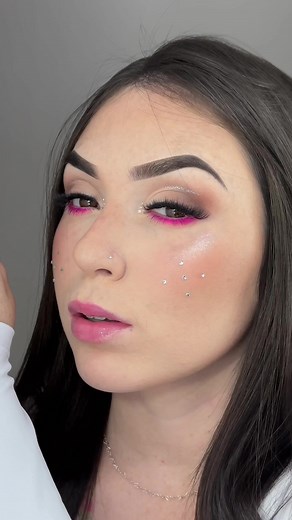 Makeup Application Tutorial for Party Looks