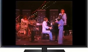 Please enjoy the Carpenters classic 'Goodbye To Love' performed live in Tokyo Japan, 1974! - John | Close To The Carpenters
