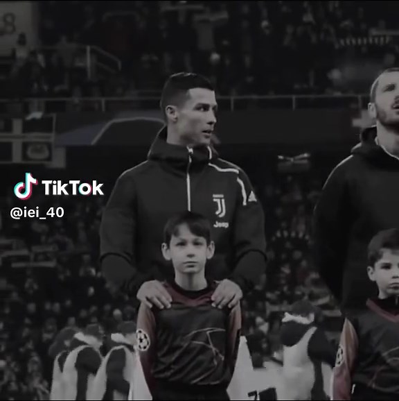 كريستيانو رونالدو: إبداعات عبر الزمن